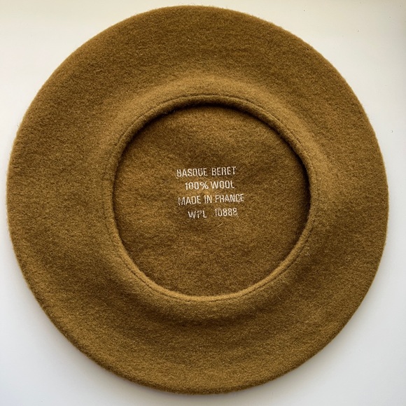 Wool Basque  Beret - Picture 2 of 3